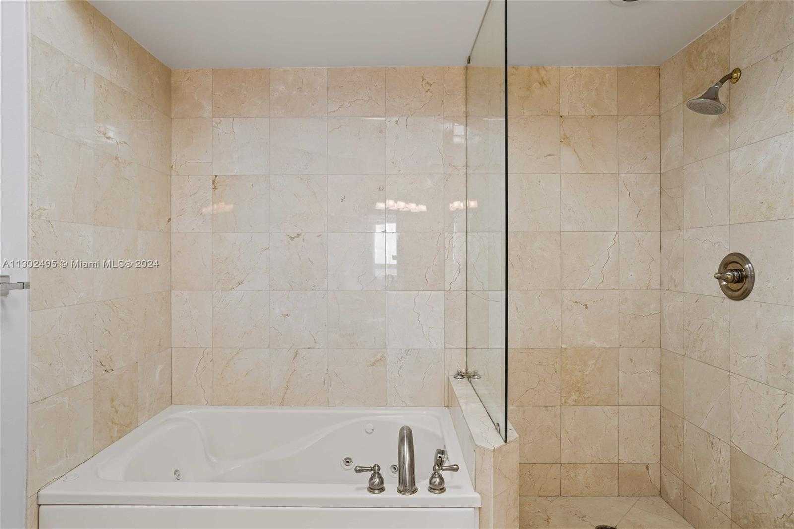 Small Image of 6365 COLLINS AVE #3803, Miami Beach Number 25