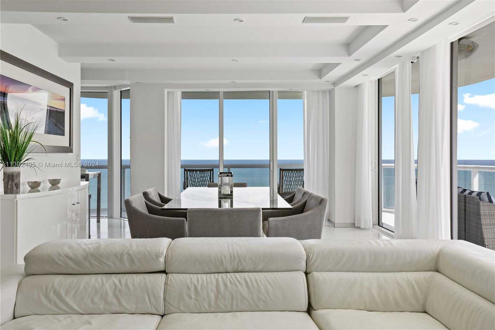 Small Image of 6365 COLLINS AVE #3803, Miami Beach Number 4