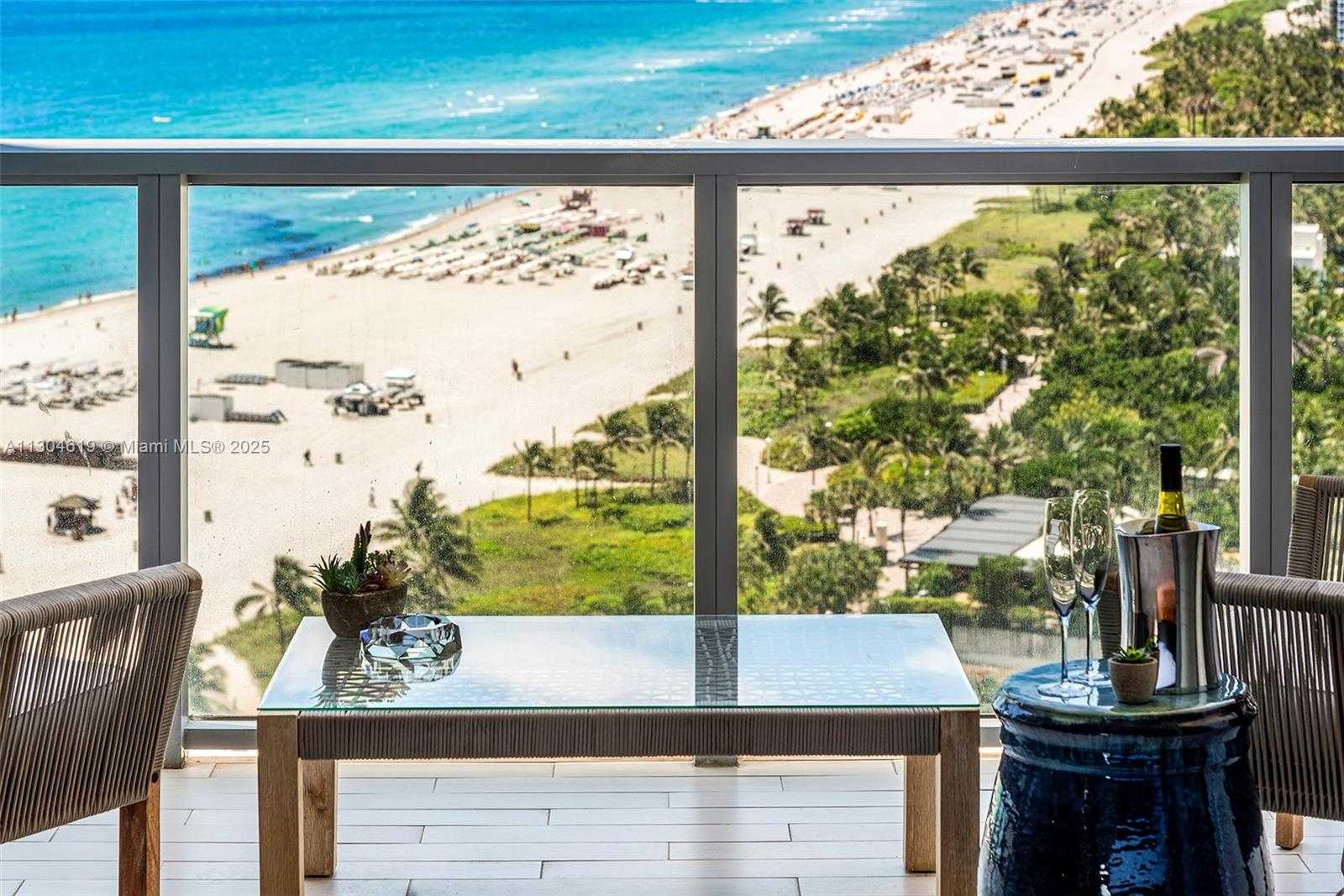 Small Image of 2201 COLLINS AVE #1926/PH-, Miami Beach Number 37