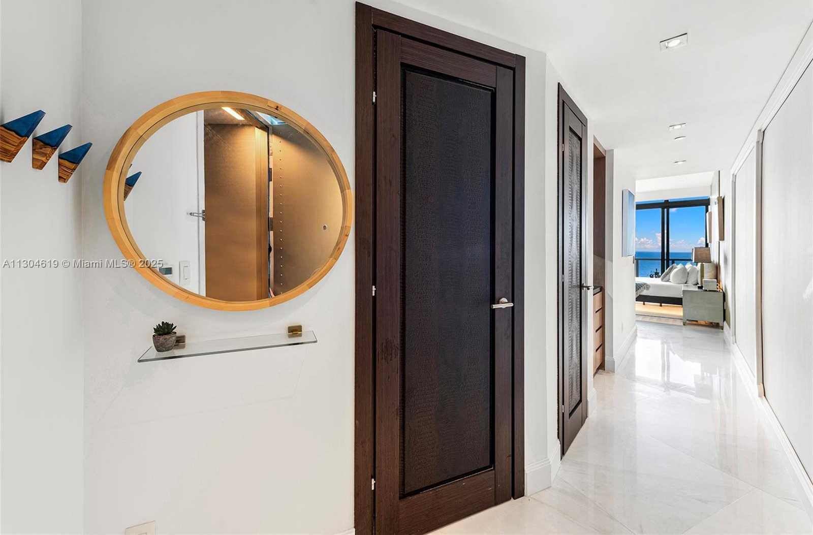 Small Image of 2201 COLLINS AVE #1926/PH-, Miami Beach Number 6