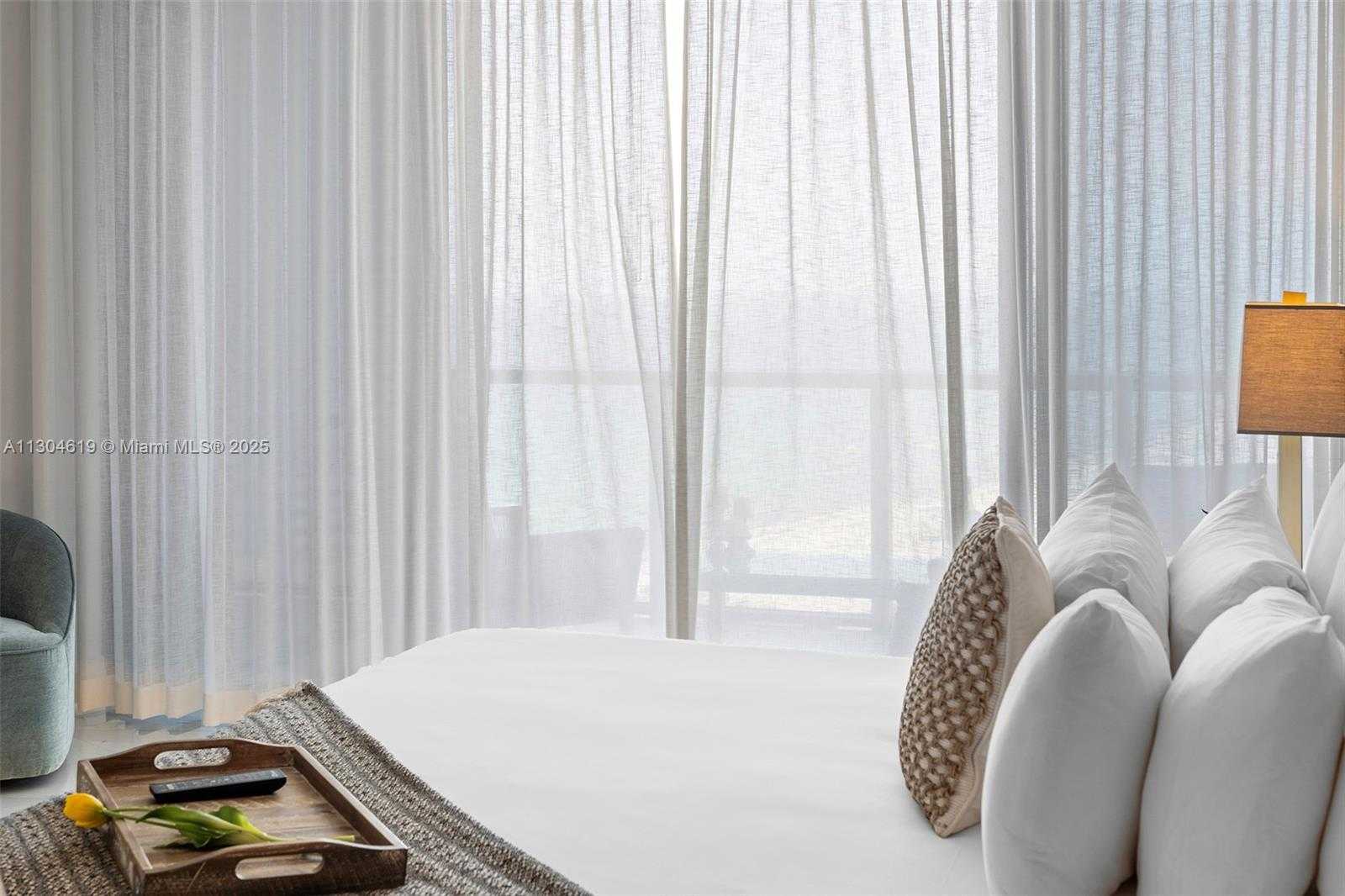 Small Image of 2201 COLLINS AVE #1926/PH-, Miami Beach Number 60