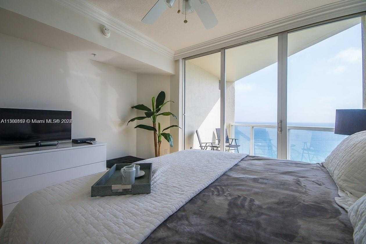 Small Image of 16699 COLLINS AV #3110, Sunny Isles Beach Number 6