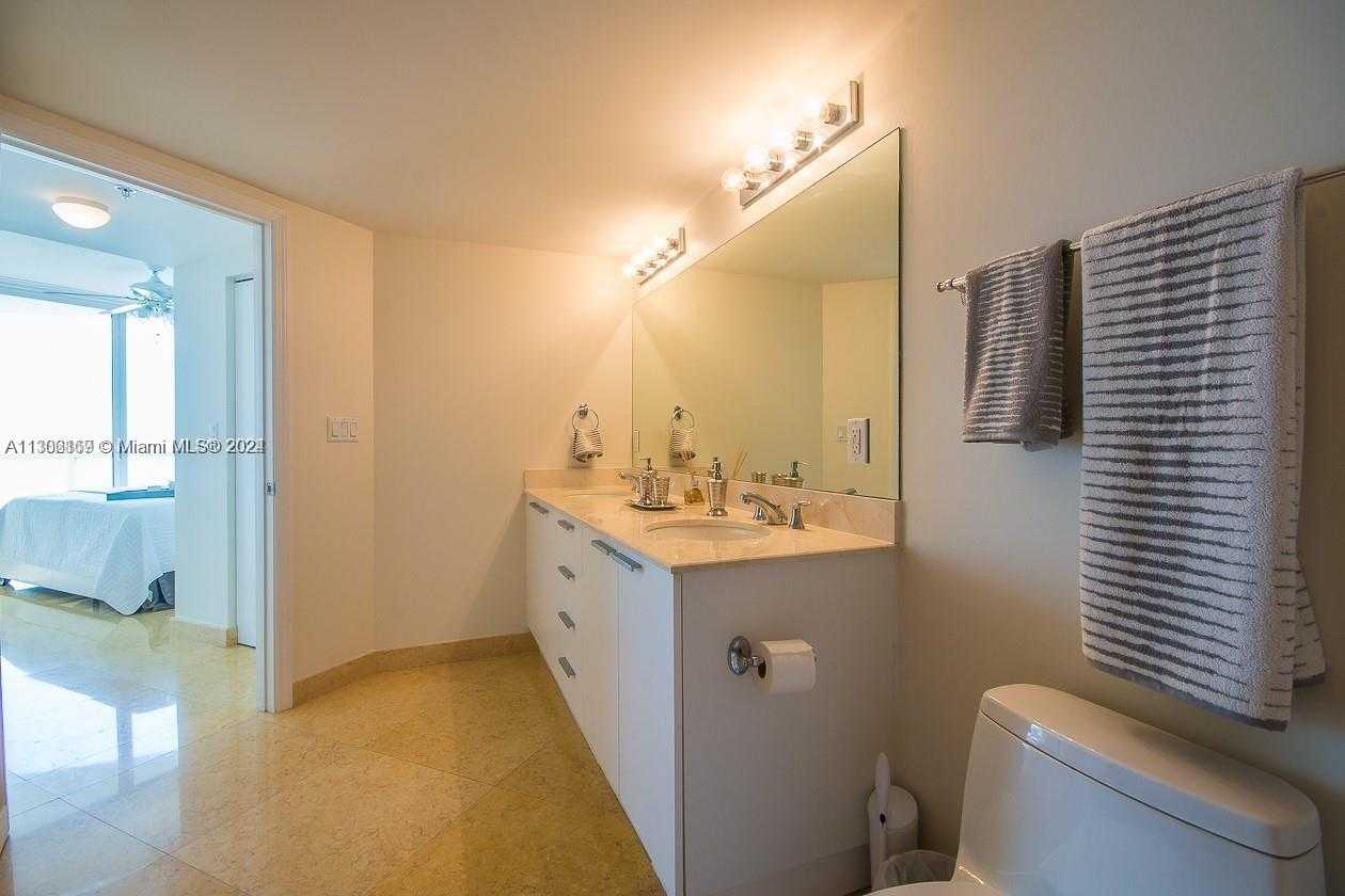 Small Image of 16699 COLLINS AV #3110, Sunny Isles Beach Number 8
