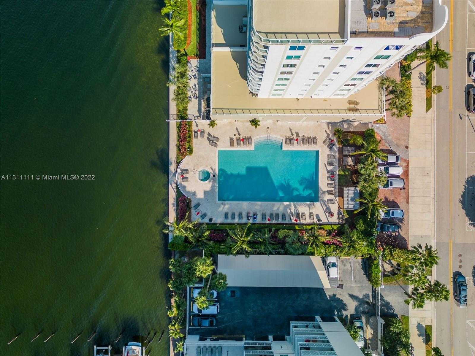 Small Image of 18100 NORTH BAY RD #308, Sunny Isles Beach Number 13