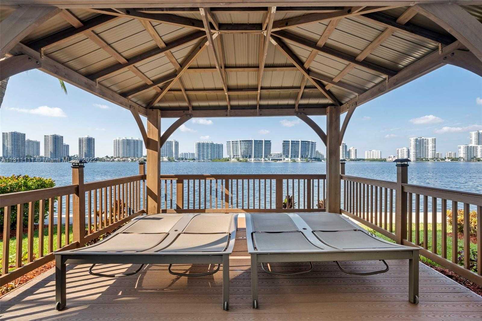 Small Image of 18100 NORTH BAY RD #308, Sunny Isles Beach Number 20