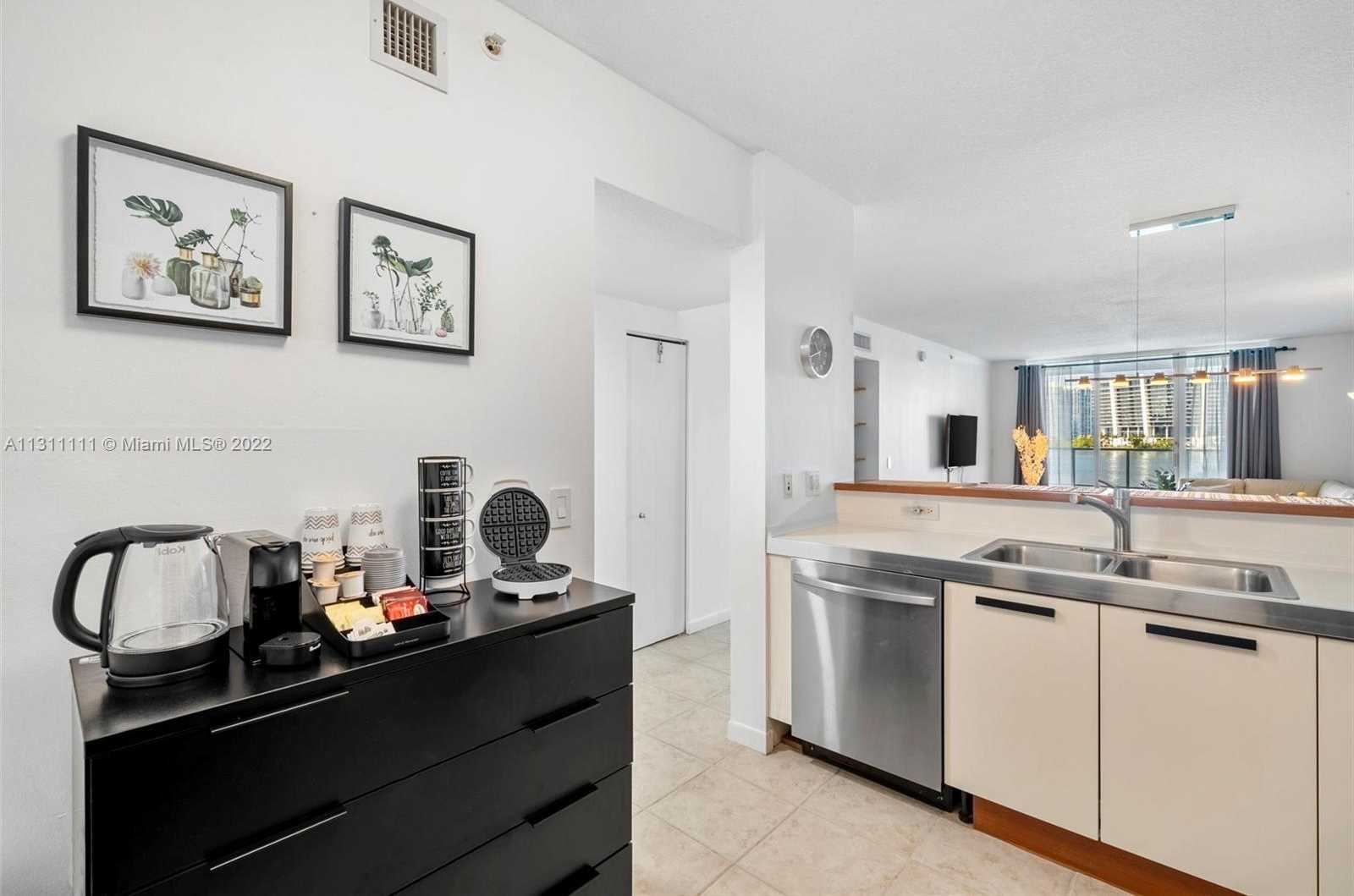 Small Image of 18100 NORTH BAY RD #308, Sunny Isles Beach Number 26