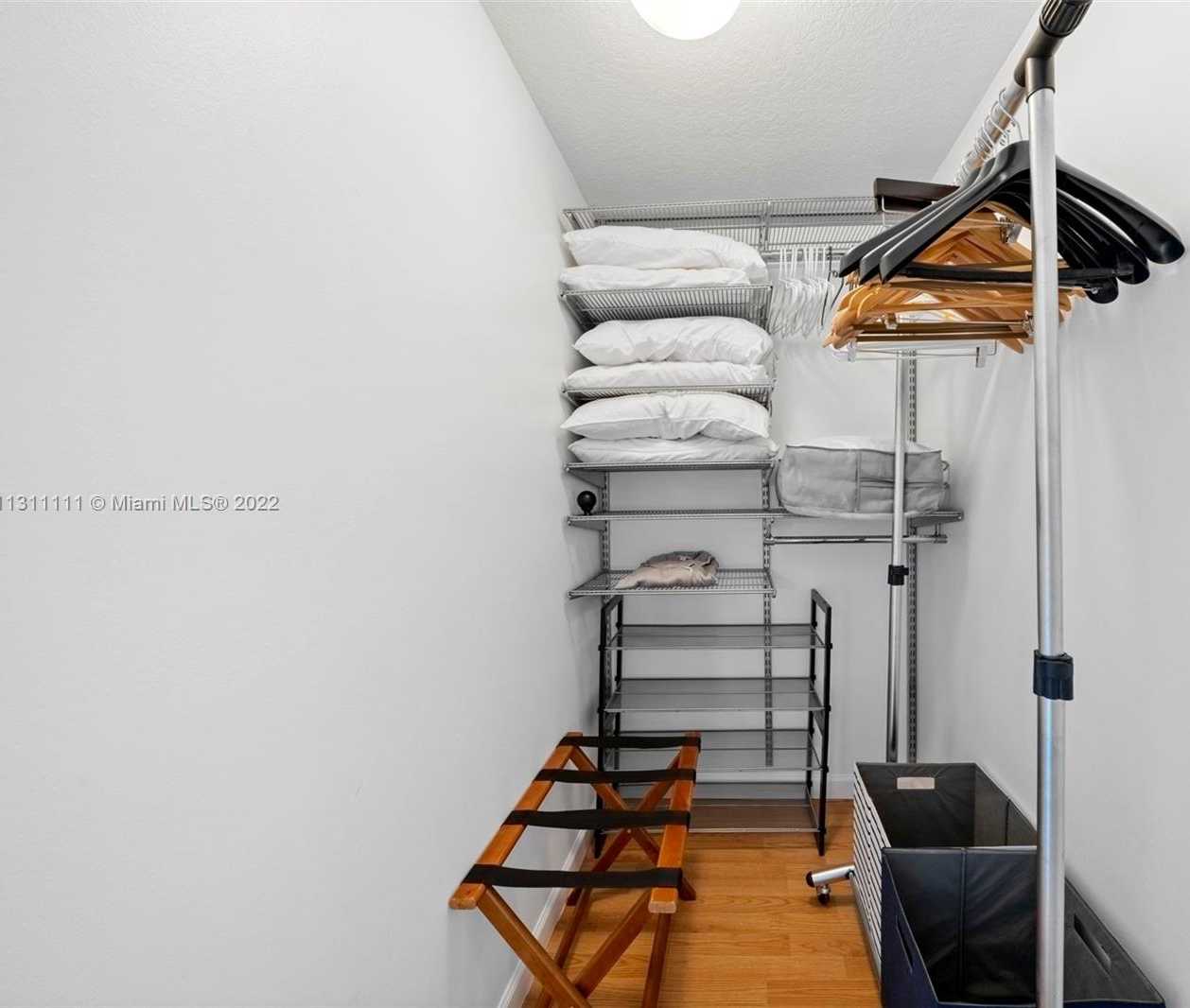 Small Image of 18100 NORTH BAY RD #308, Sunny Isles Beach Number 7