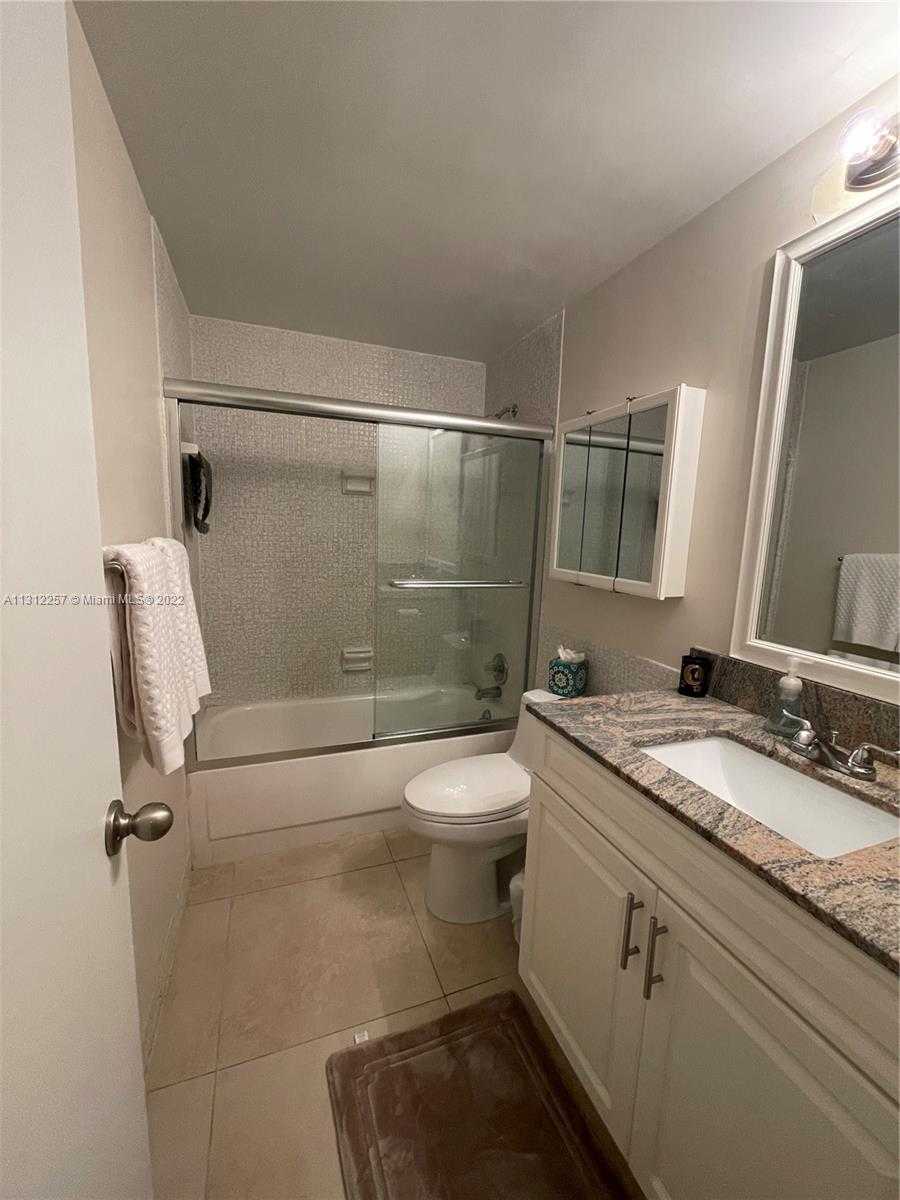 Small Image of 3505 SOUTH OCEAN DR #108, Hollywood Number 6