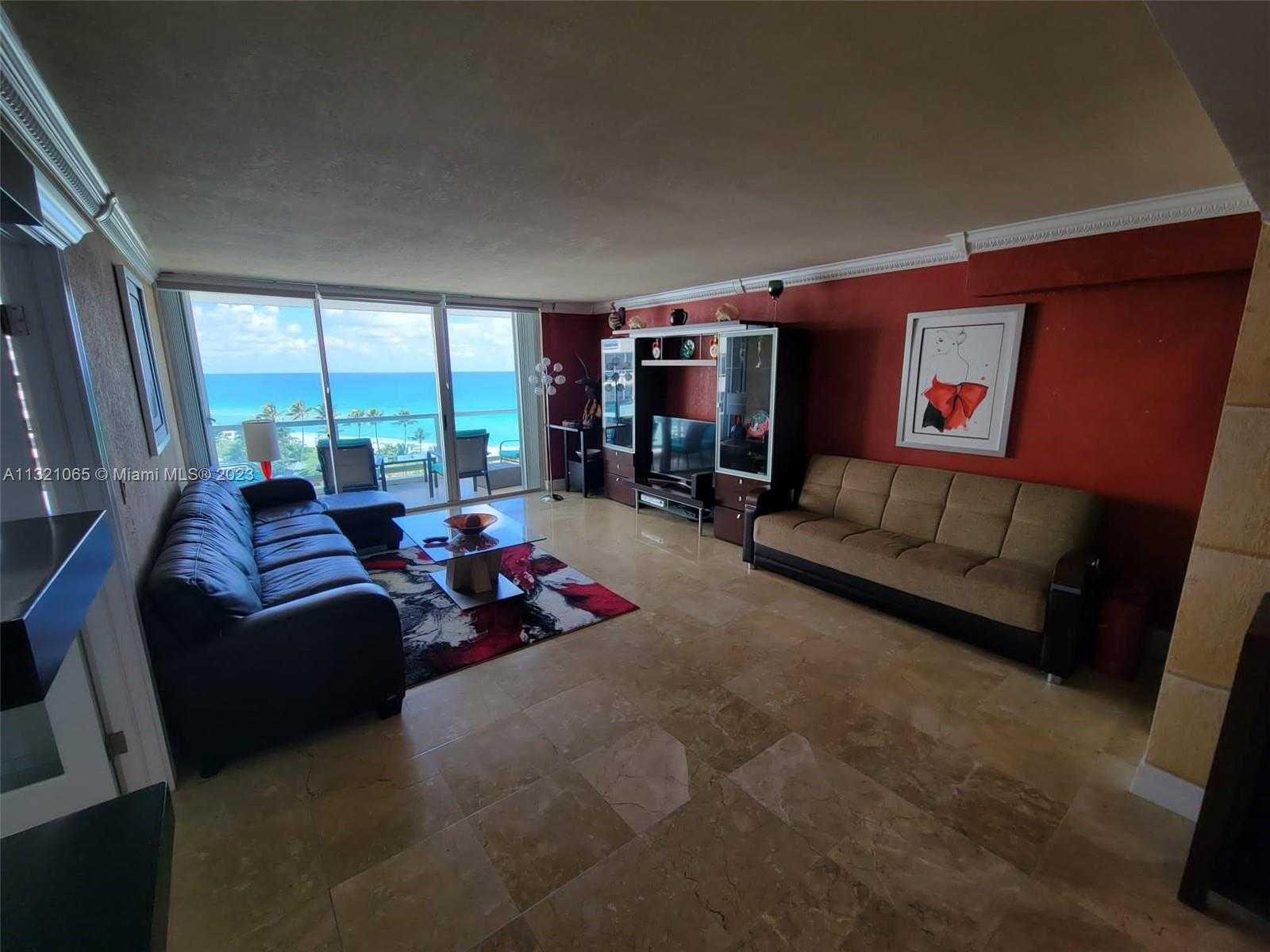 Small Image of 5151 COLLINS AVE #1036, Miami Beach Number 3