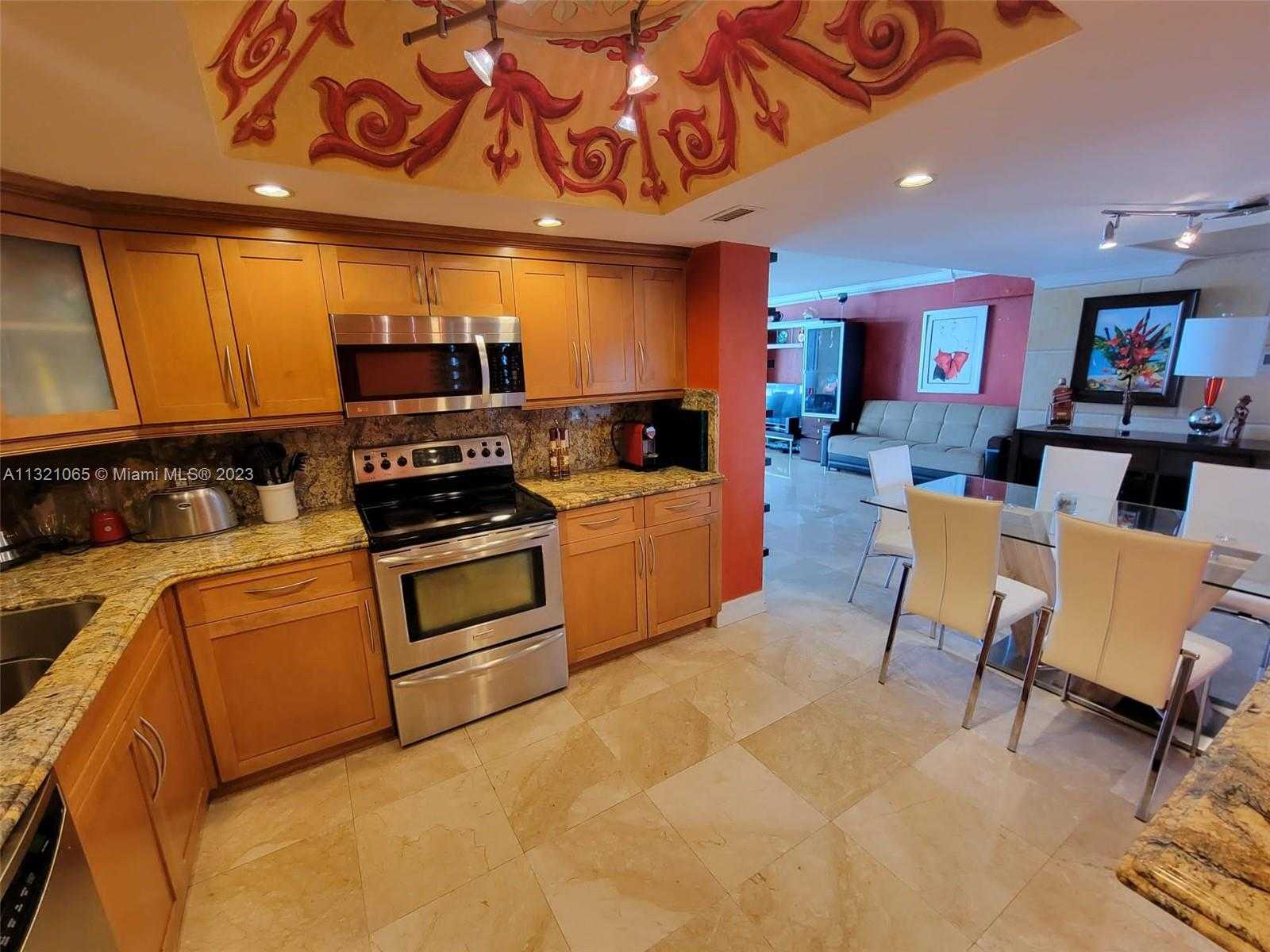 Small Image of 5151 COLLINS AVE #1036, Miami Beach Number 7
