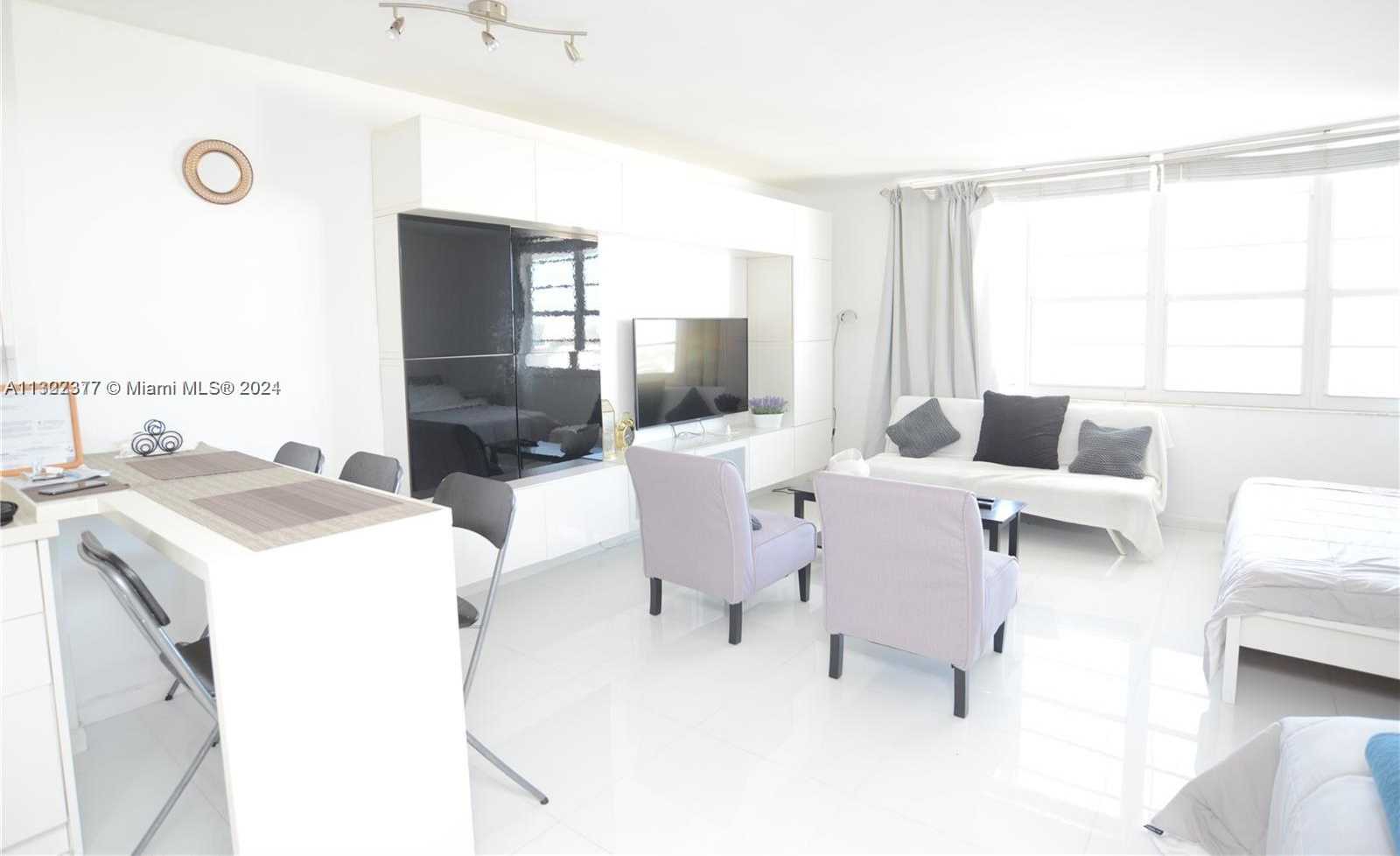 Small Image of 100 LINCOLN RD #1605, Miami Beach Number 3