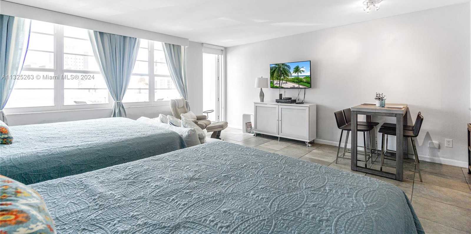 Small Image of 100 LINCOLN RD #320, Miami Beach Number 2