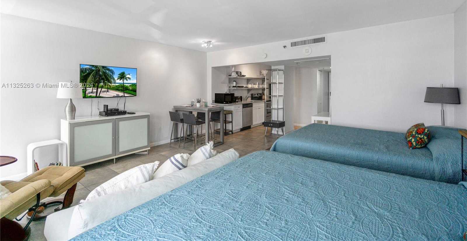 Small Image of 100 LINCOLN RD #320, Miami Beach Number 4