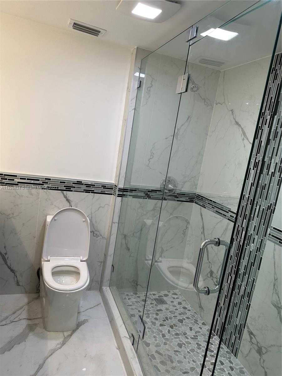 Small Image of 3725 SOUTH OCEAN DR #1503, Hollywood Number 32