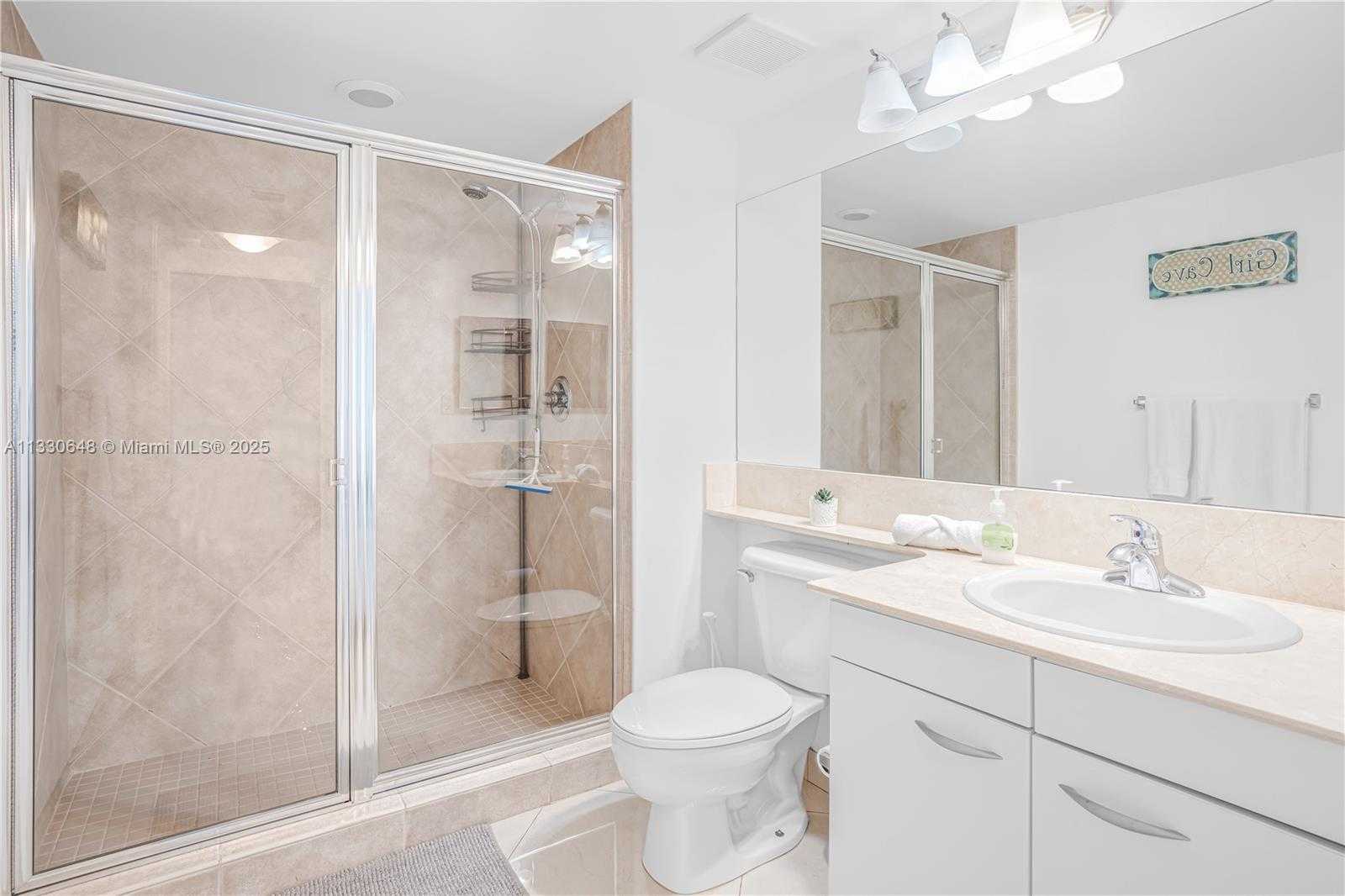 Small Image of 2080 SOUTH OCEAN DR, #1507., Hallandale Beach Number 9