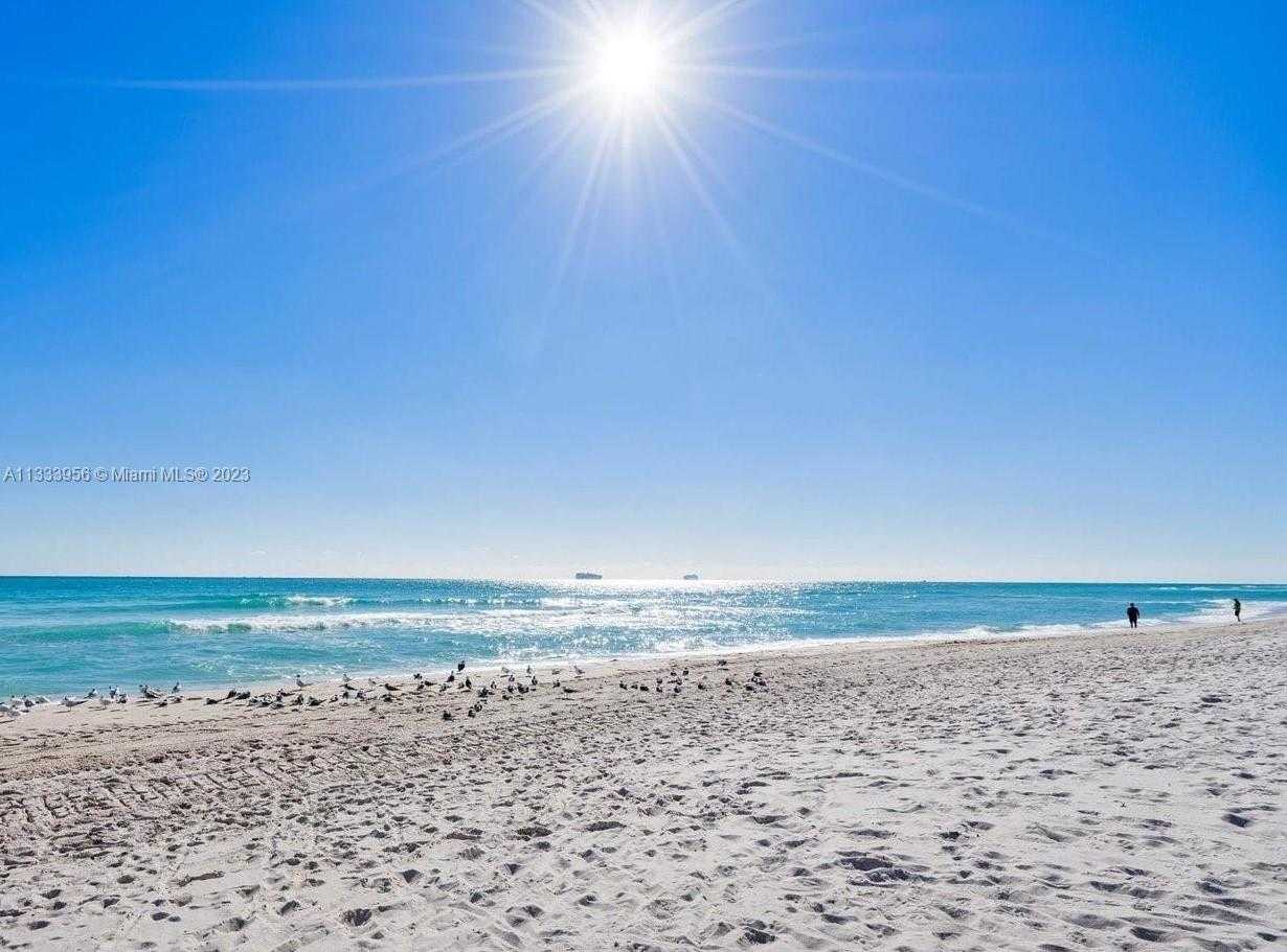 Small Image of 5601 COLLINS AVE #717, Miami Beach Number 22