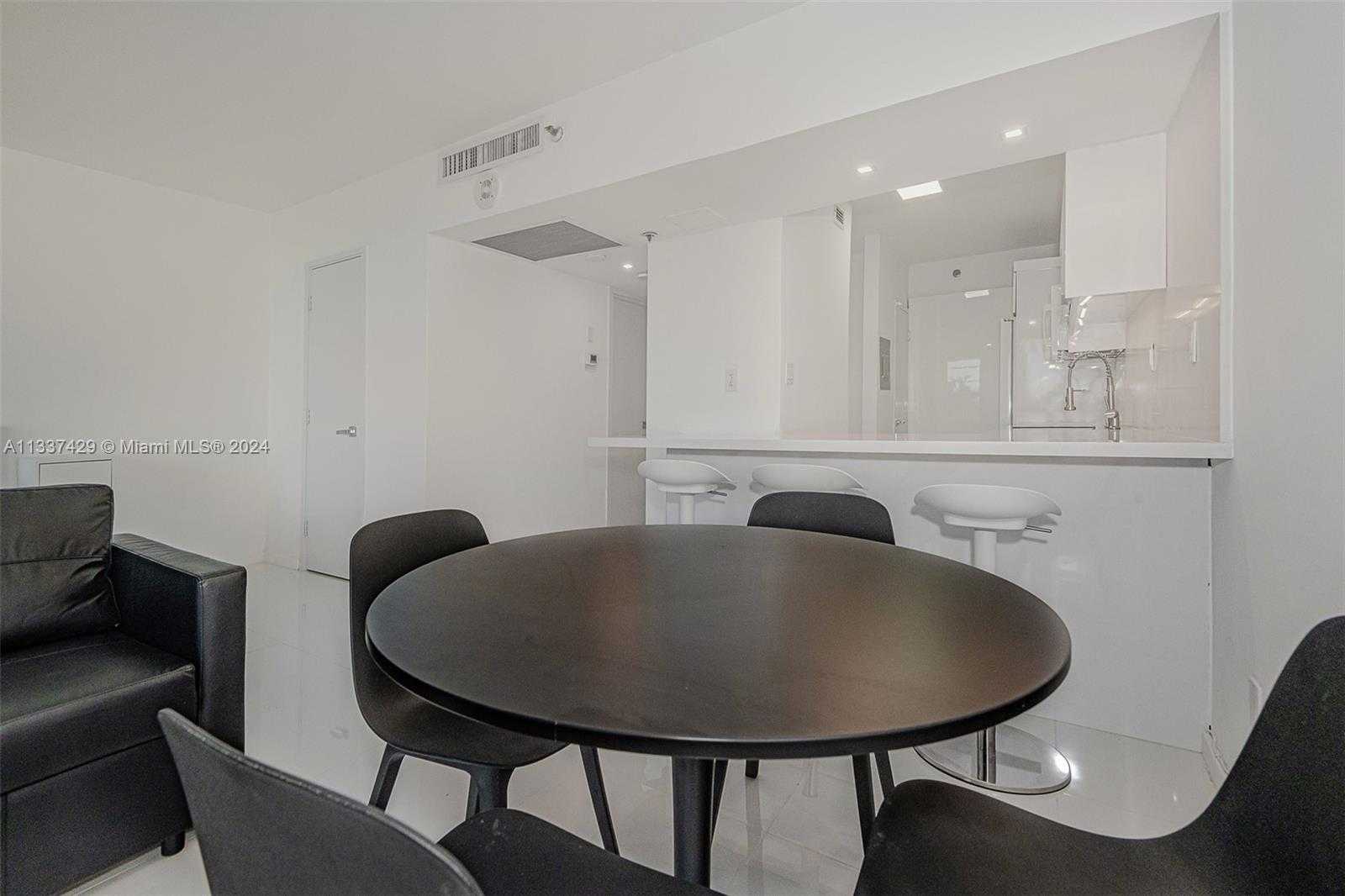 Small Image of 100 LINCOLN RD #519, Miami Beach Number 7