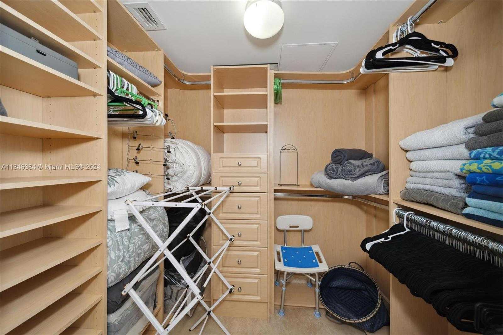 Small Image of 1830 SOUTH OCEAN DR #4602, Hallandale Beach Number 14