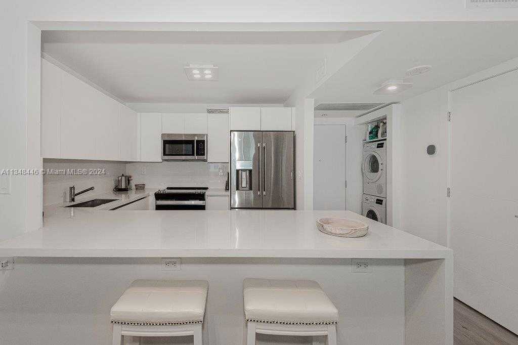 Small Image of 2301 COLLINS AVE #1115, Miami Beach Number 16