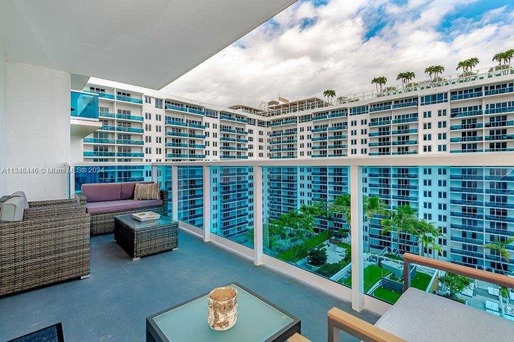 Small Image of 2301 COLLINS AVE #1115, Miami Beach Number 2