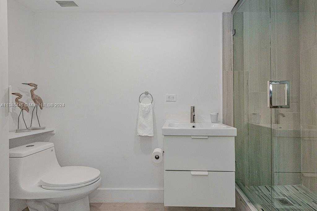 Small Image of 2301 COLLINS AVE #1115, Miami Beach Number 22