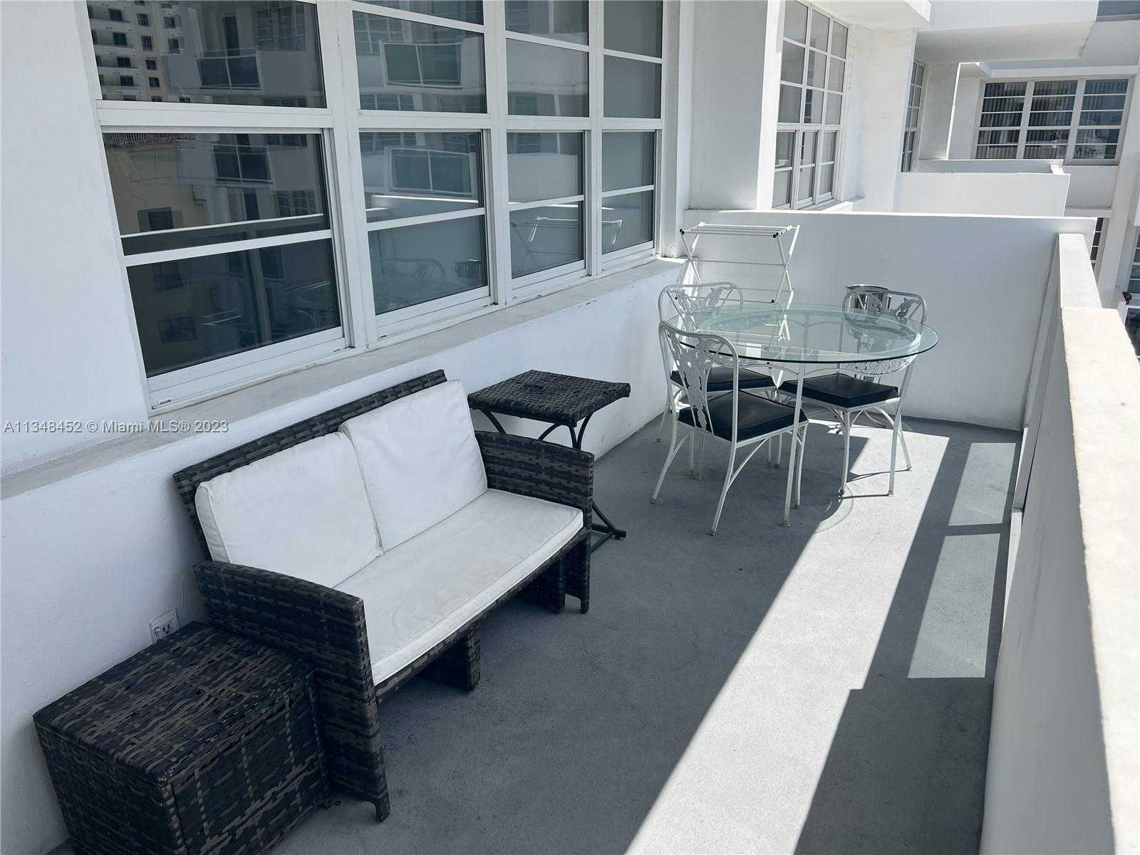 Small Image of 100 LINCOLN RD #1007, Miami Beach Number 3