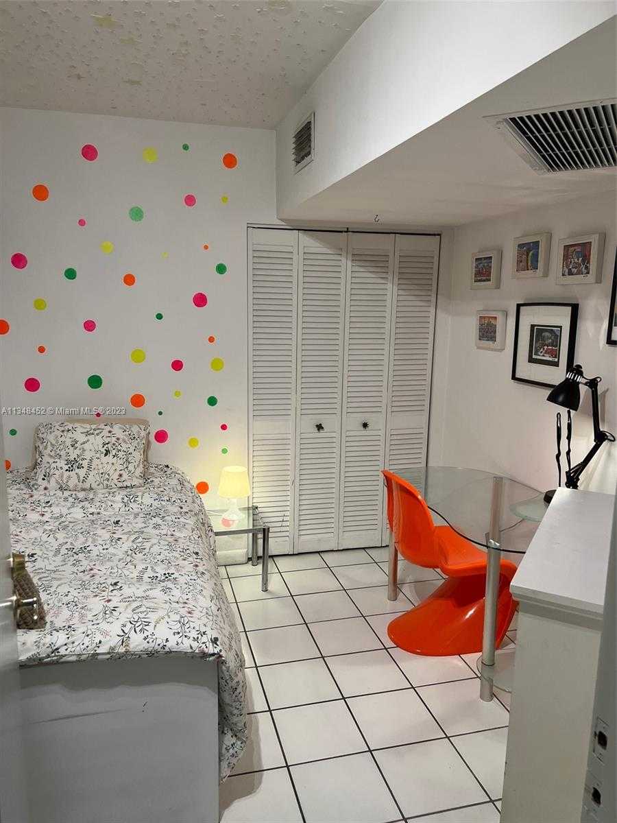Small Image of 100 LINCOLN RD #1007, Miami Beach Number 30