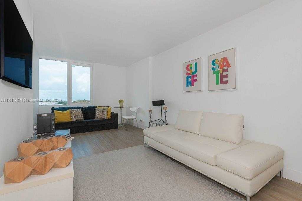 Small Image of 2301 COLLINS AVE #927, Miami Beach Number 8