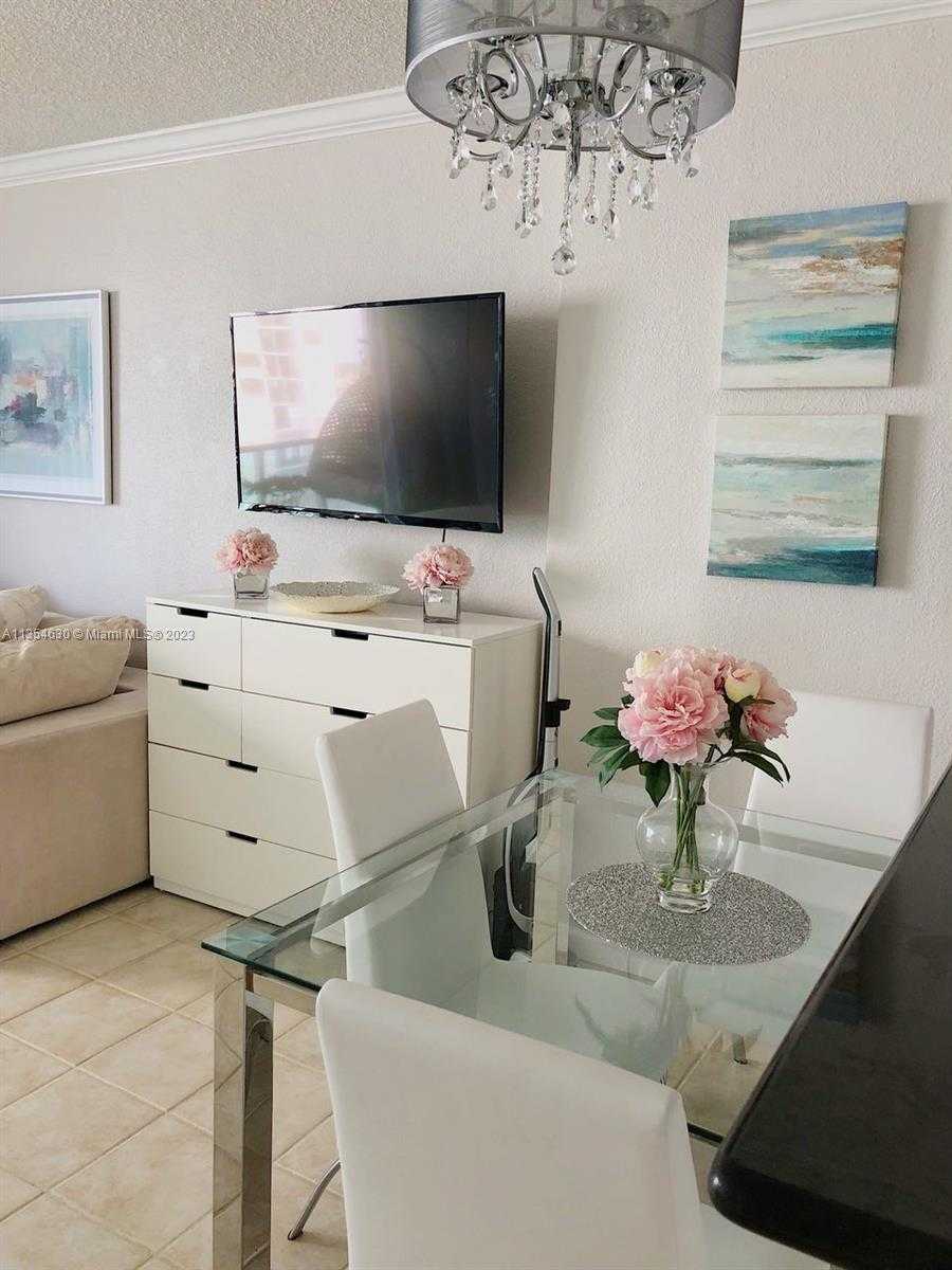 Small Image of 2501 SOUTH OCEAN DR #605 (Available NOW!, Hollywood Number 6