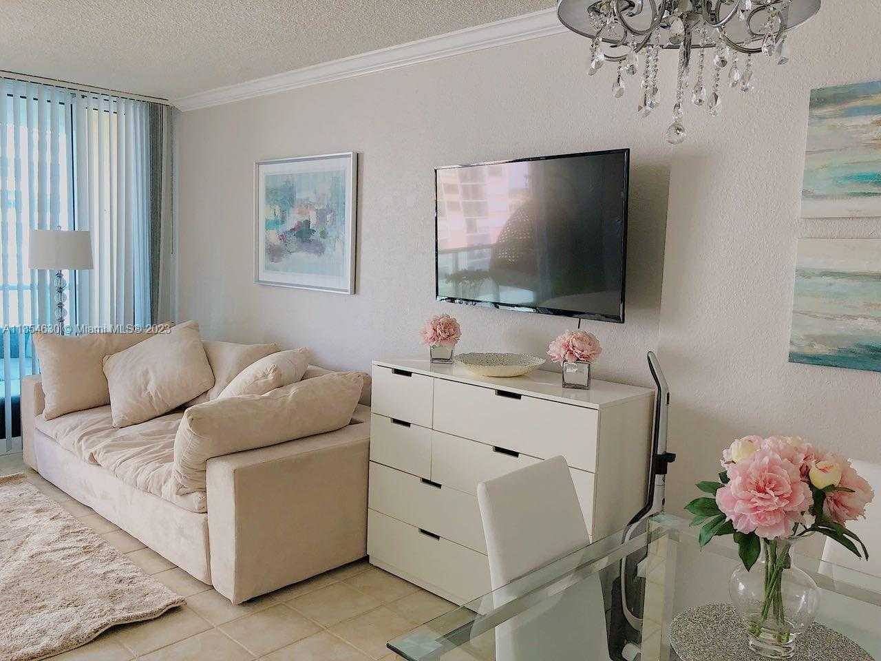 Small Image of 2501 SOUTH OCEAN DR #605 (Available NOW!, Hollywood Number 7
