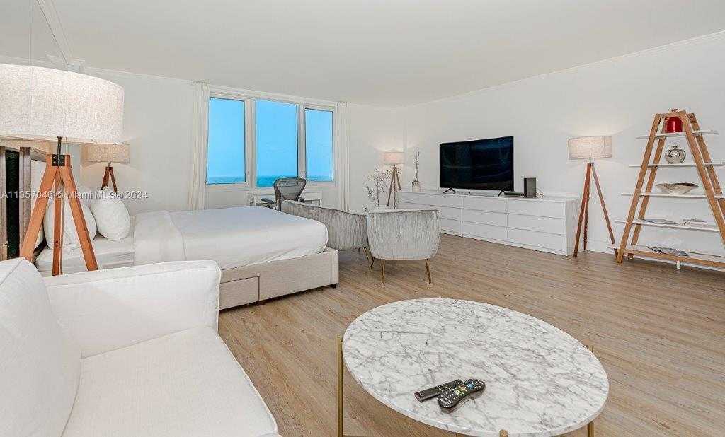 Small Image of 2301 COLLINS AVE #842, Miami Beach Number 6