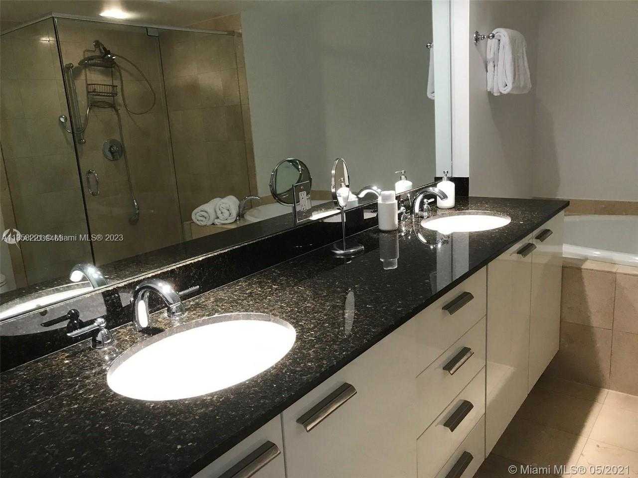 Small Image of 1830 SOUTH OCEAN DR #1706, Hallandale Beach Number 9