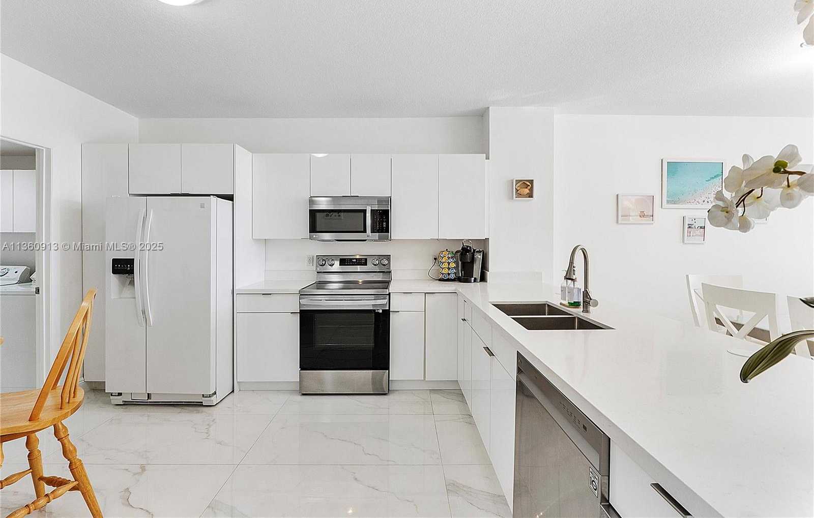 Small Image of 17050 NORTH BAY RD #807, Sunny Isles Beach Number 12