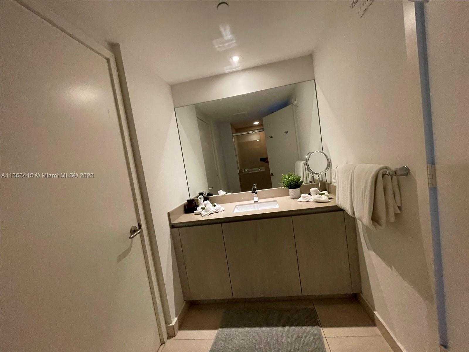 Small Image of 4111 SOUTH OCEAN DR #1606, Hollywood Number 39