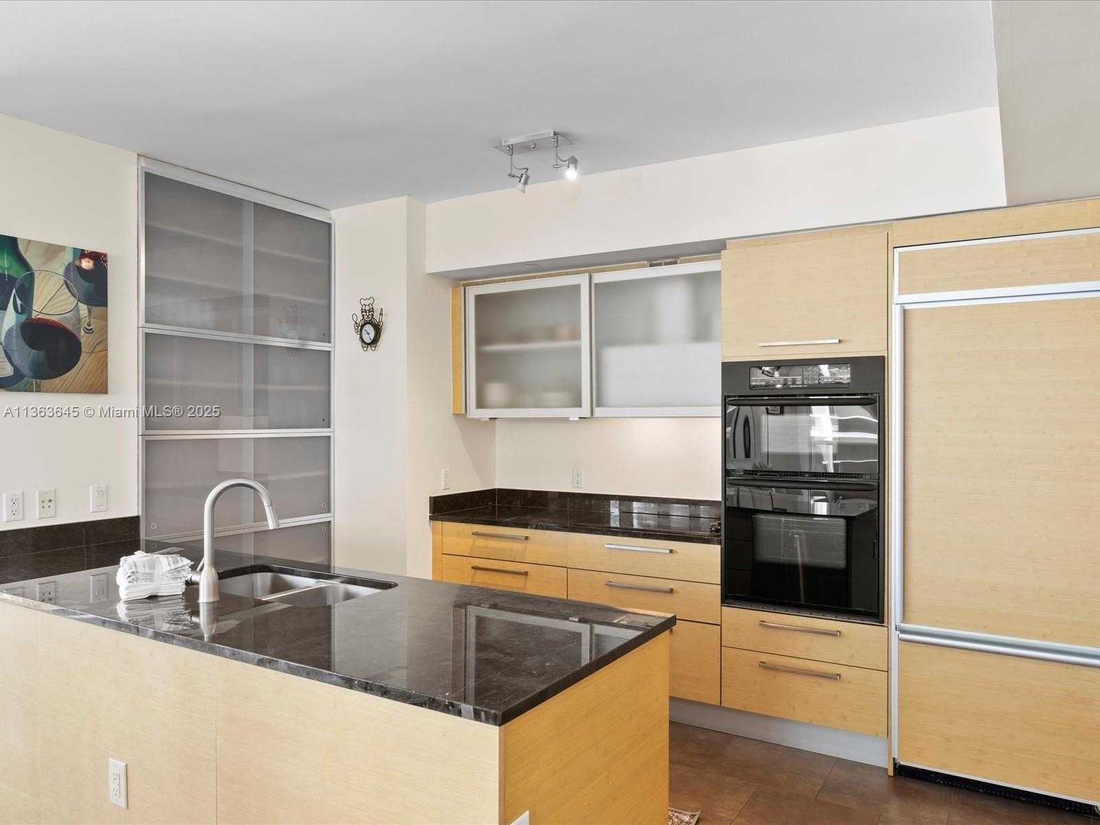 Small Image of 1830 SOUTH OCEAN DR #1806, Hallandale Beach Number 14