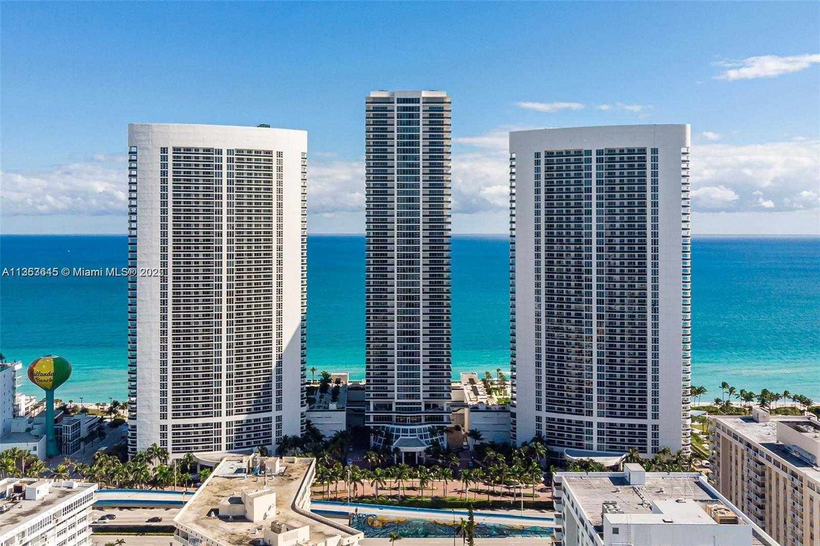 Small Image of 1830 SOUTH OCEAN DR #1806, Hallandale Beach Number 4