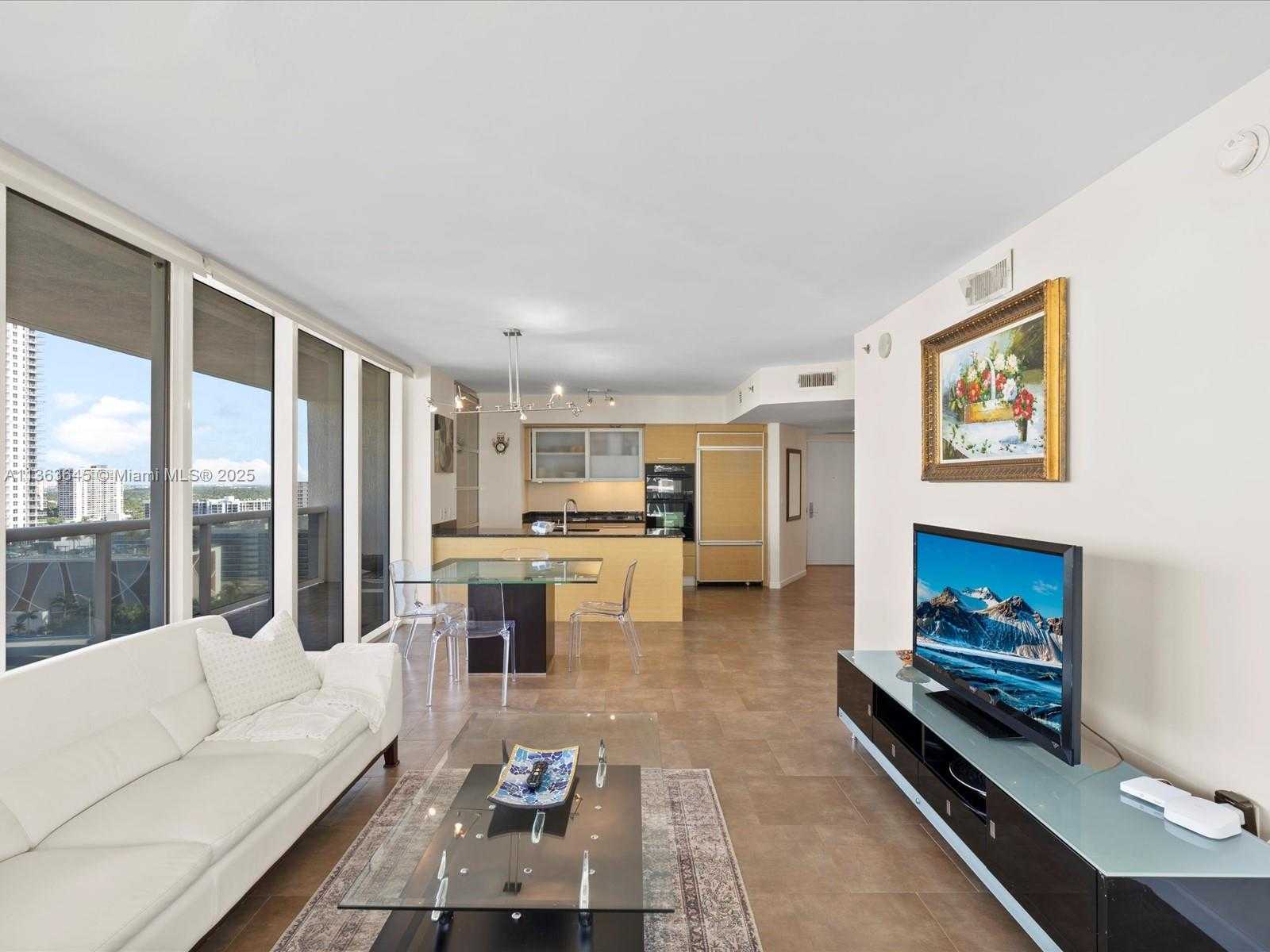 Small Image of 1830 SOUTH OCEAN DR #1806, Hallandale Beach Number 7