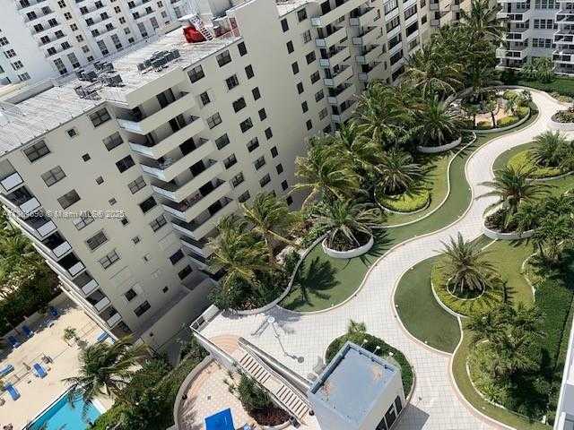 Small Image of 100 LINCOLN RD #1624, Miami Beach Number 14