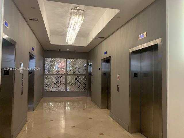 Small Image of 100 LINCOLN RD #1624, Miami Beach Number 20