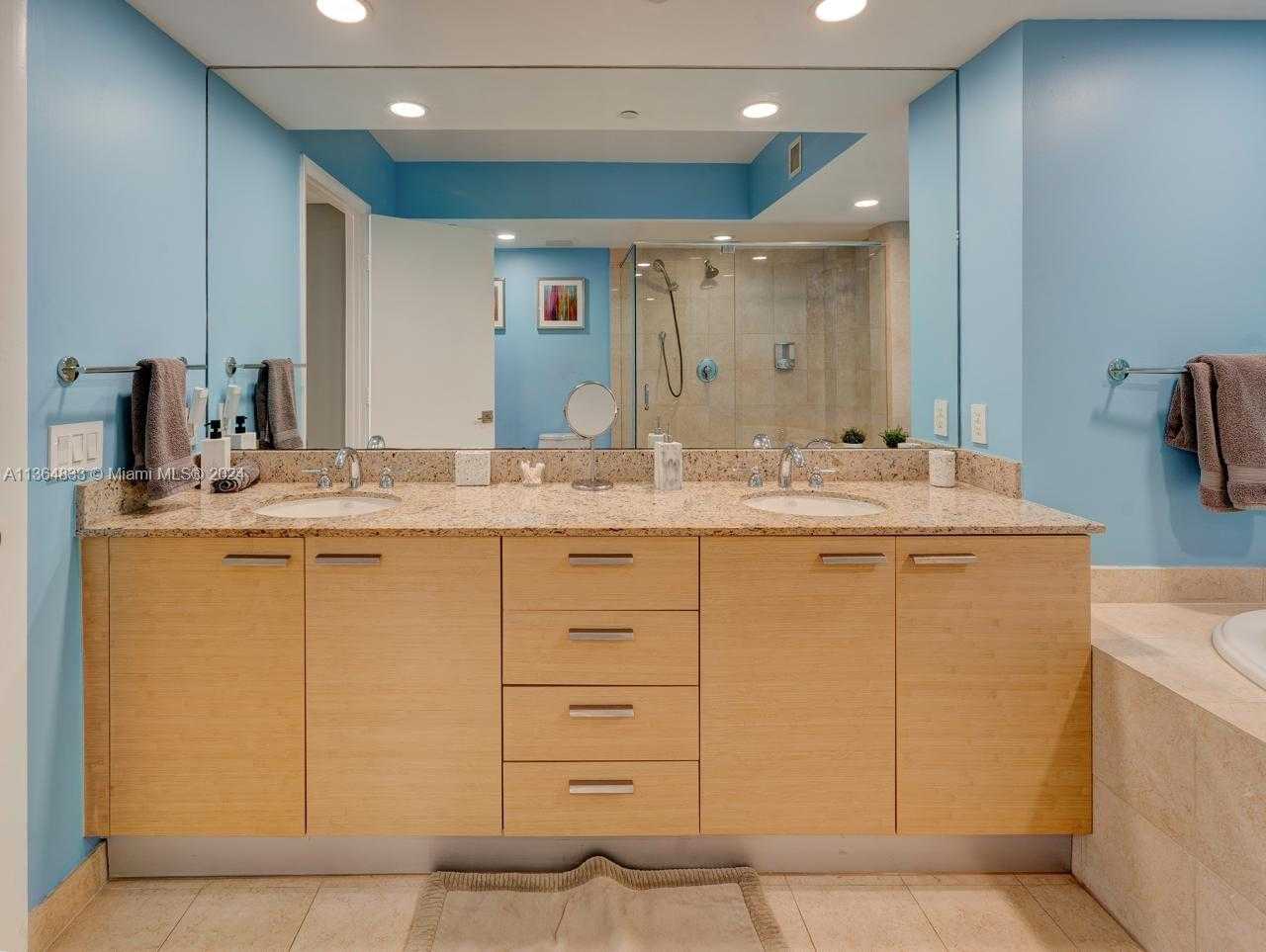 Small Image of 1830 S Ocean Dr, Hallandale Beach, FL 33009, USA Number 14