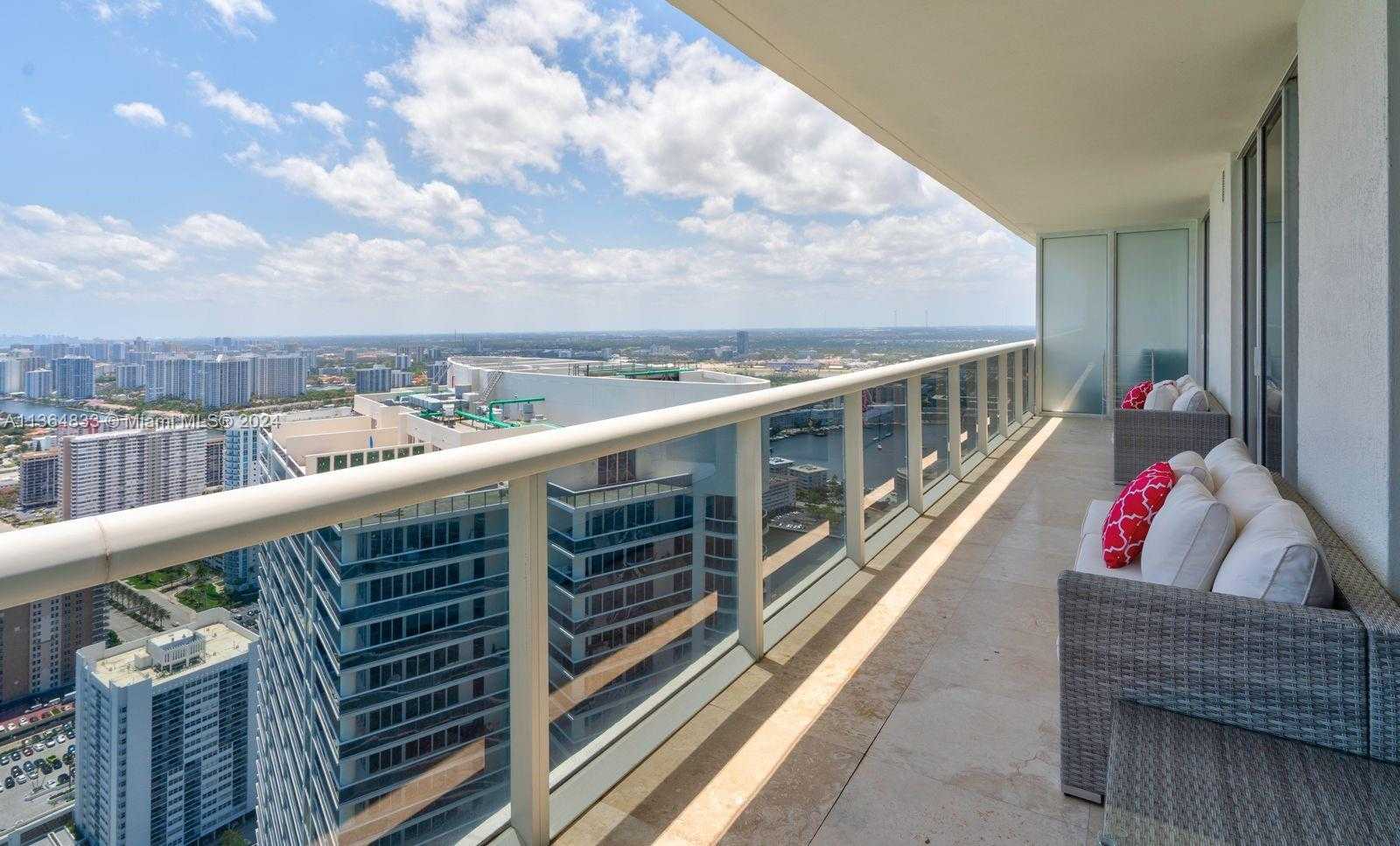 Small Image of 1830 S Ocean Dr, Hallandale Beach, FL 33009, USA Number 18
