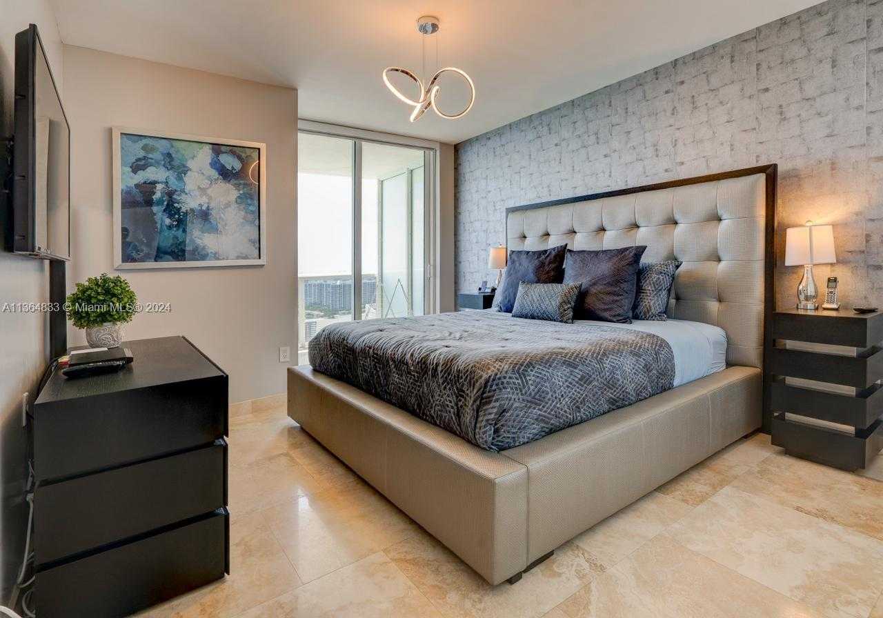 Small Image of 1830 S Ocean Dr, Hallandale Beach, FL 33009, USA Number 9