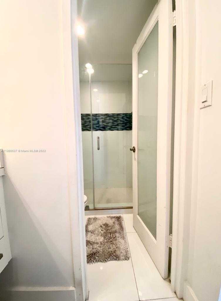 Small Image of 100 LINCOLN RD #906, Miami Beach Number 11