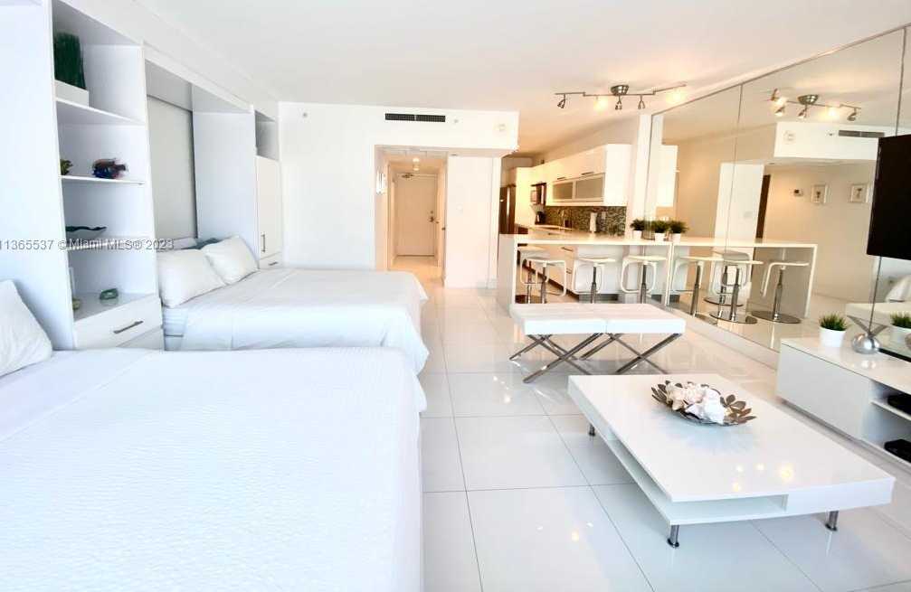 Small Image of 100 LINCOLN RD #906, Miami Beach Number 3