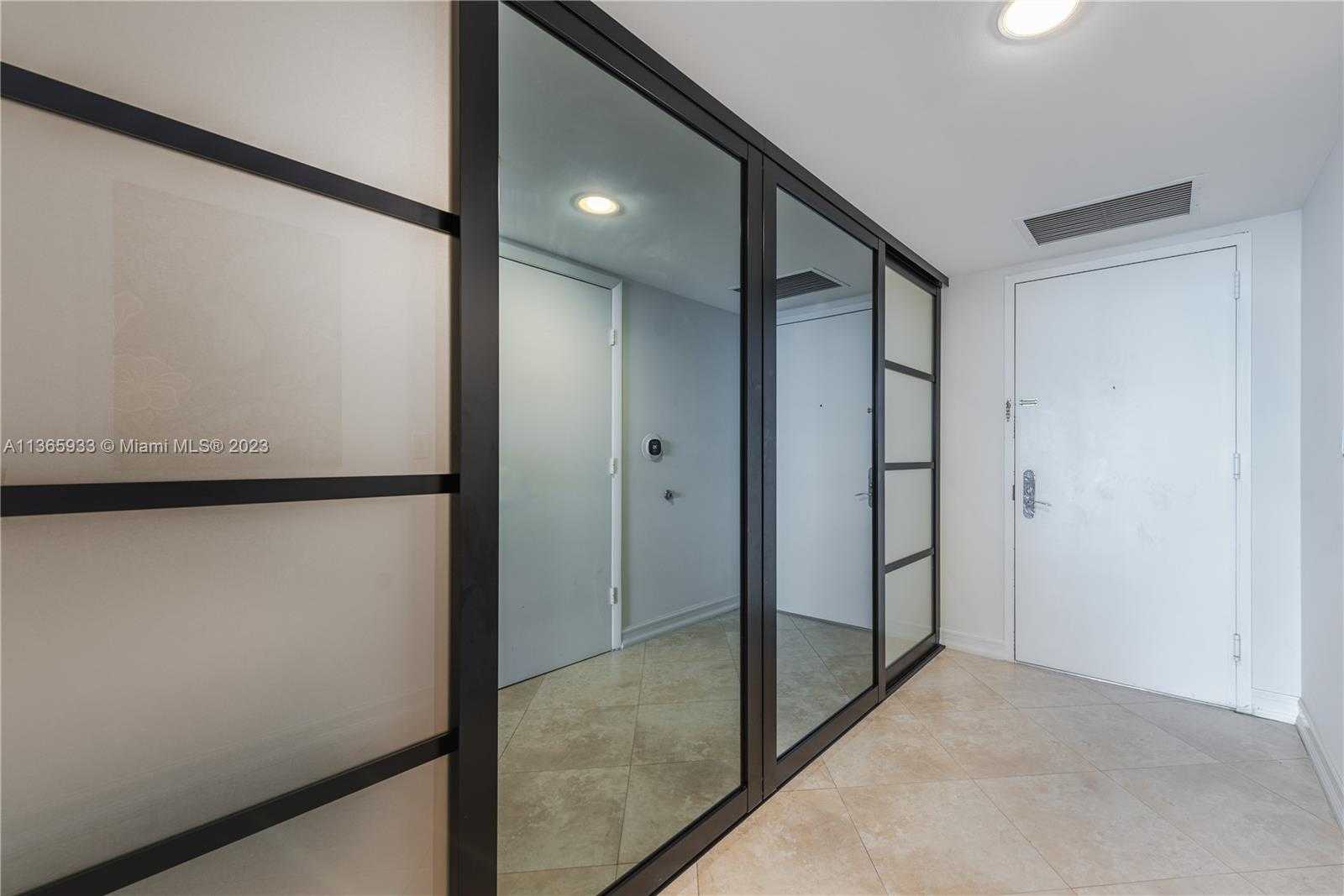 Small Image of 1830 SOUTH OCEAN DR #3511, Hallandale Beach Number 18