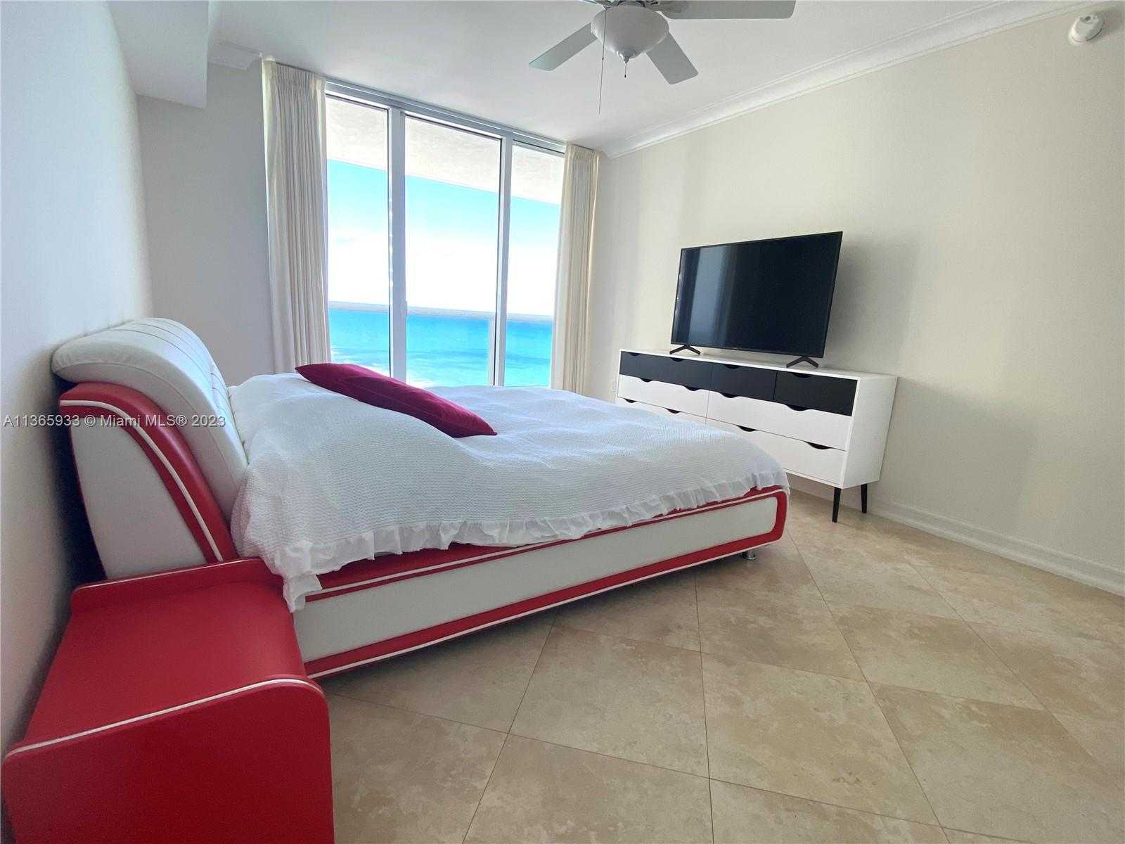 Small Image of 1830 SOUTH OCEAN DR #3511, Hallandale Beach Number 31