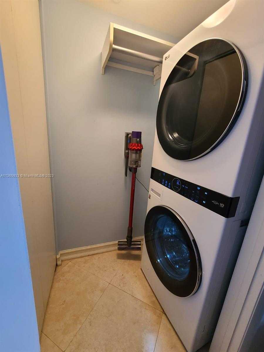 Small Image of 1830 SOUTH OCEAN DR #3511, Hallandale Beach Number 53