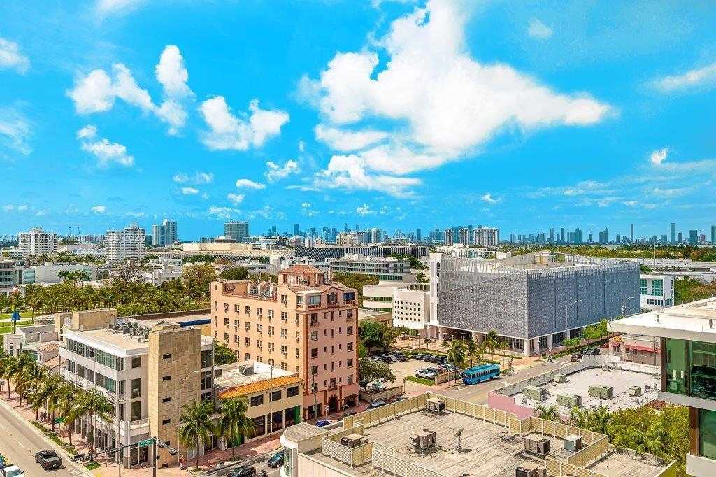 Small Image of 2301 COLLINS AVE #1032, Miami Beach Number 4