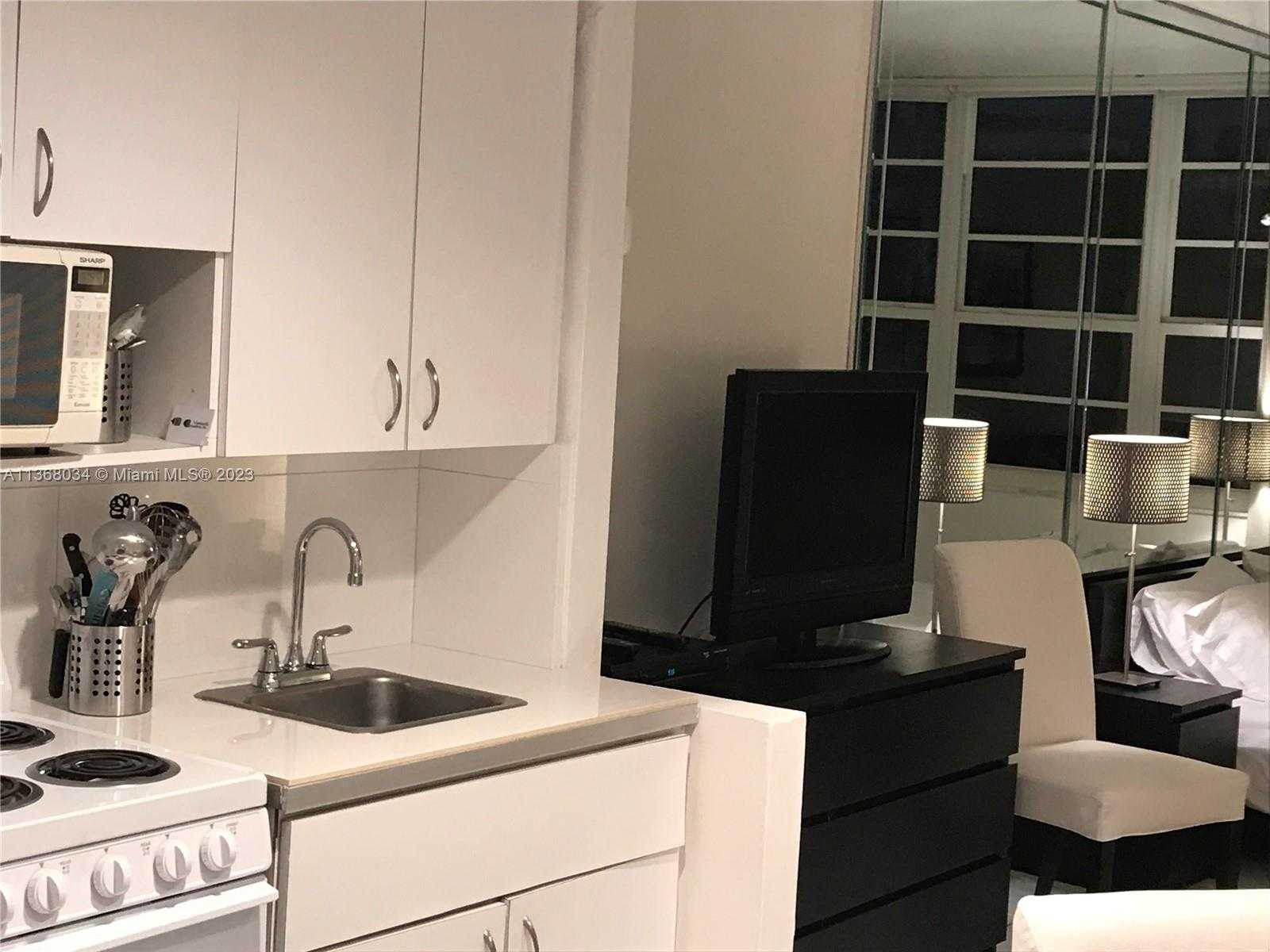 Small Image of 100 LINCOLN RD #314 A, Miami Beach Number 7