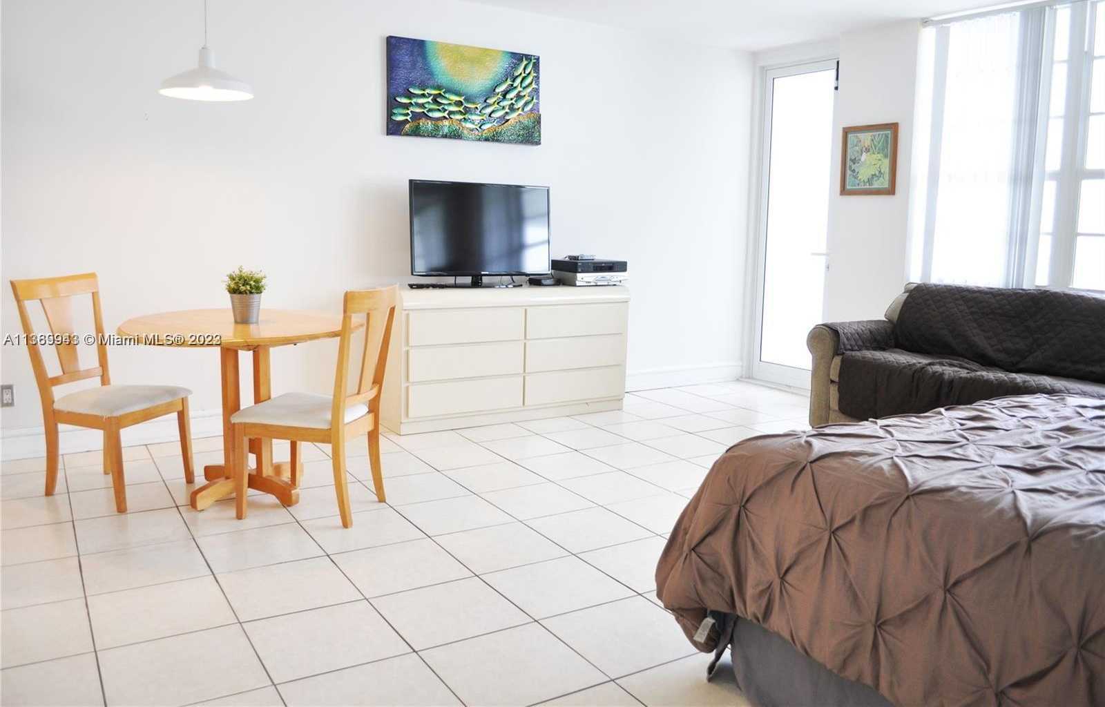 Small Image of 100 LINCOLN RD #828, Miami Beach Number 7